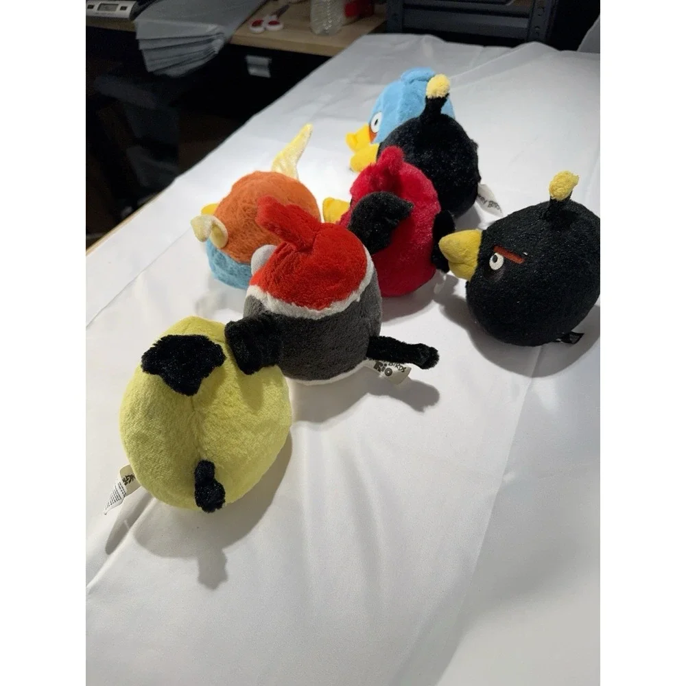 Angry Birds Lot of (7) *RED JAY MATILDA CHUCK BOMB * Plush Toys